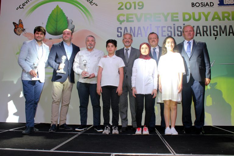 BOSİAD’tan Çevre Ödülleri Töreninde ‘Yeşil Umut’ Sürprizi BOSİAD’tan Çevre Ödülleri Töreninde ‘Yeşil Umut’ Sürprizi