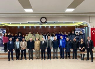 Atatürk MTAL’de 9. Sınıf Öğrencileri İçin Temsili Önlük Giydirme Töreni Düzenlendi